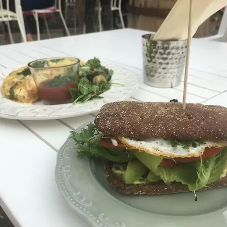 For Friends Korter Kuressaare